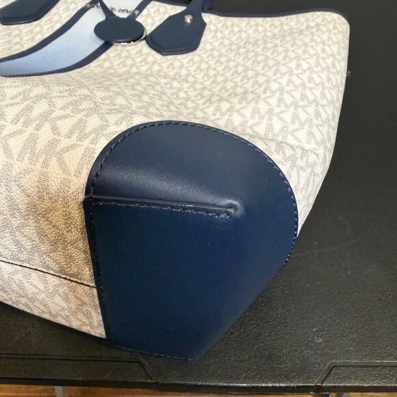 Michael Kors Eva MK Signature PVC Ombre Blue Multi Large Tote with Pouch NICE!! - Picture 11 of 15